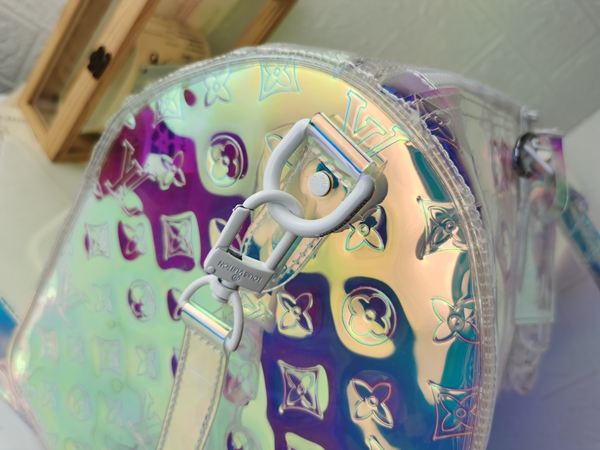 ルイヴィトンバッグ角部分ディテール